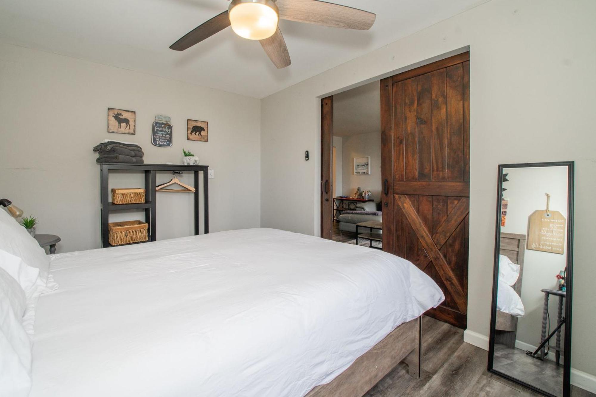 Welcoming Barn, 2 BEDROOM&1 Bath&Parking Atlanta Bagian luar foto